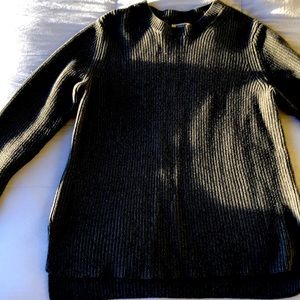100% Cotton sweater pullover